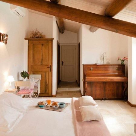 Provence Dodo Bed & Breakfast Villeneuve  Bagian luar foto