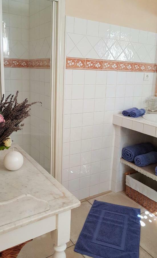 Provence Dodo Bed & Breakfast Villeneuve  Bagian luar foto
